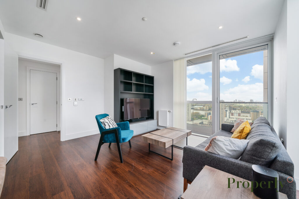 Harbour Way, Maine Tower, E14