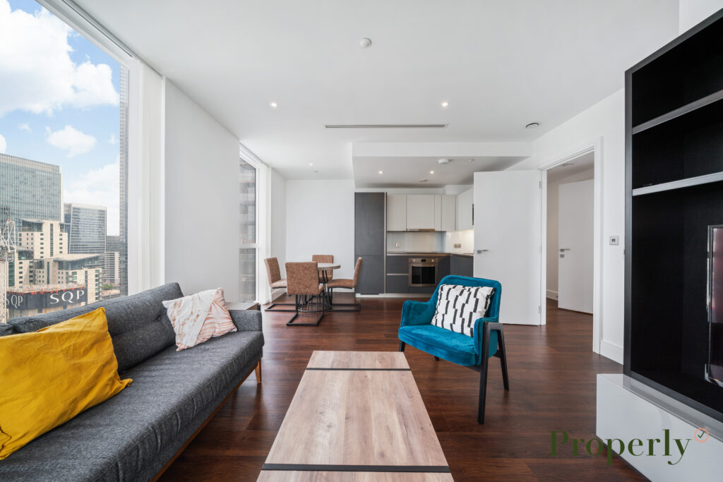 Harbour Way, Maine Tower, E14