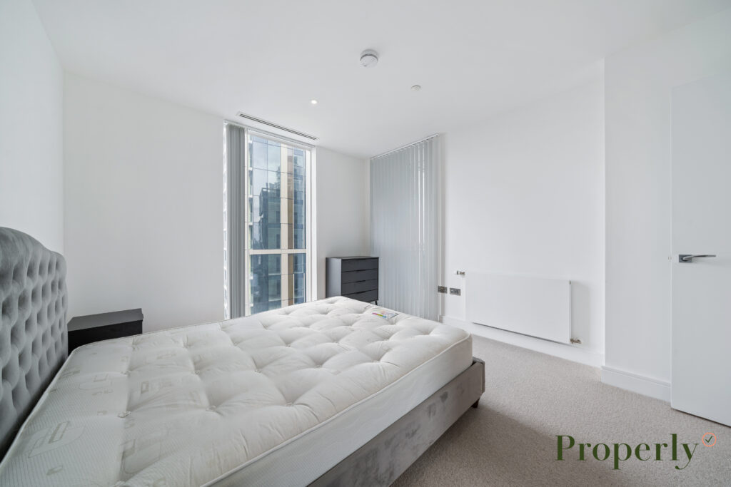 Harbour Way, Maine Tower, E14