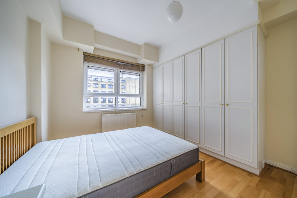 Bethnal Green Road, City View House, E2