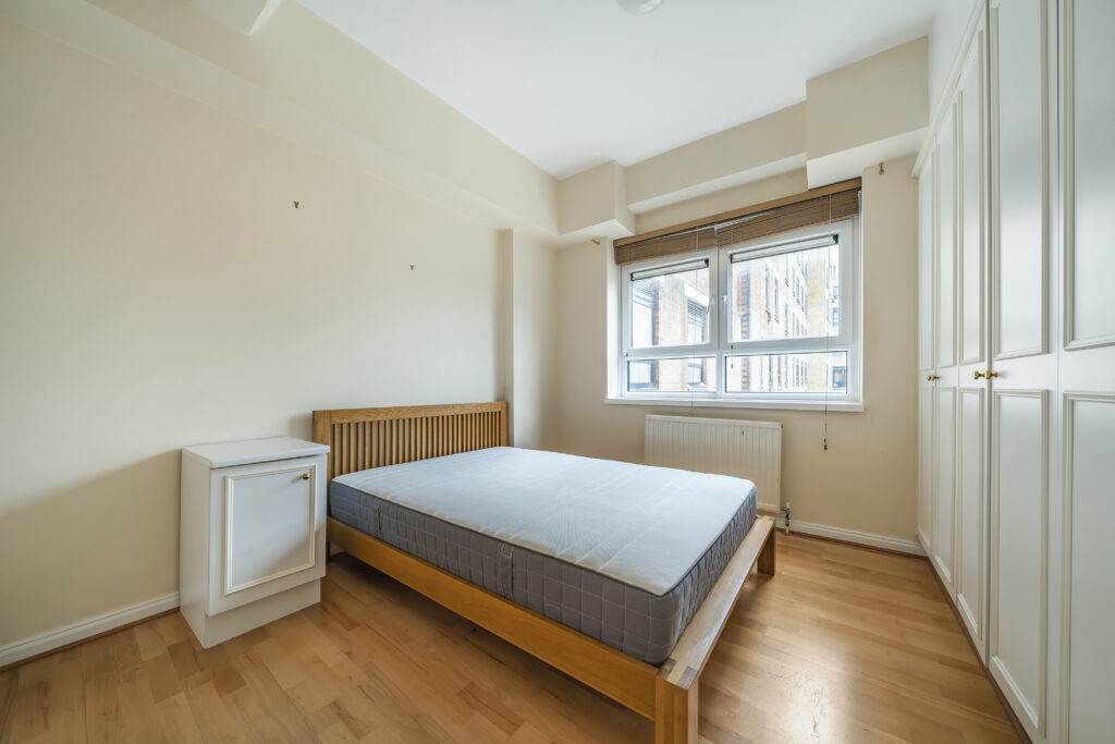 Bethnal Green Road, City View House, E2