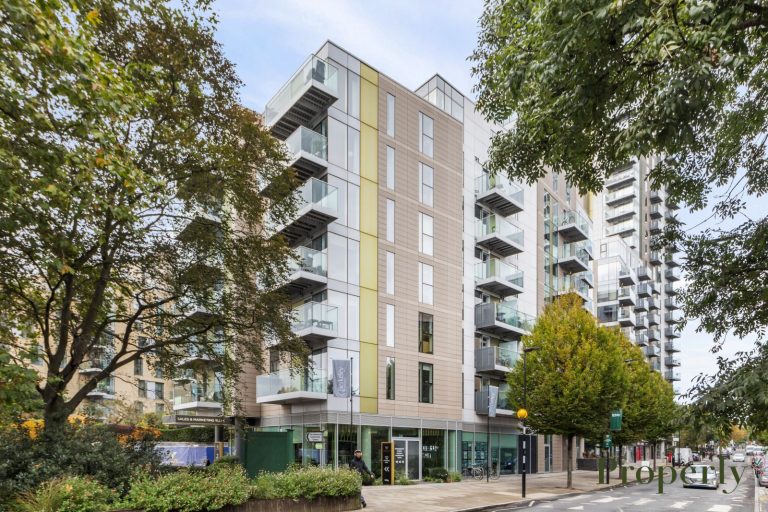 Riverside Apartments, Woodberry Down, N4