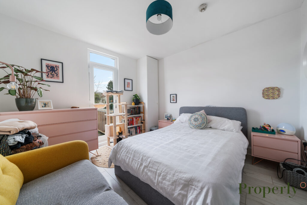 Park Avenue, Wood Green N22