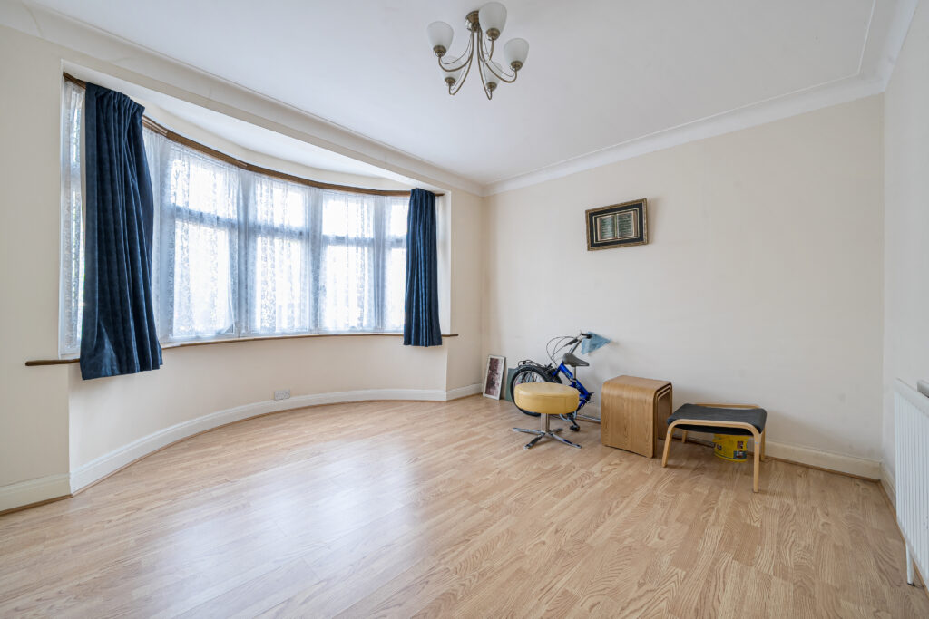 Studley Drive, Ilford, IG4