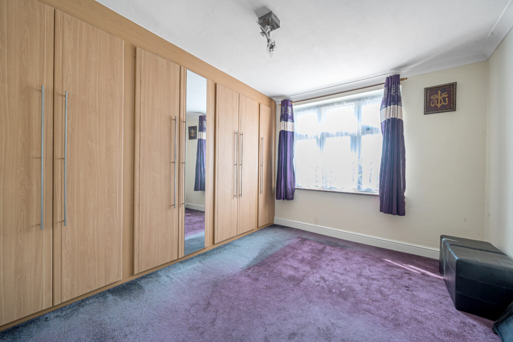 Studley Drive, Ilford, IG4