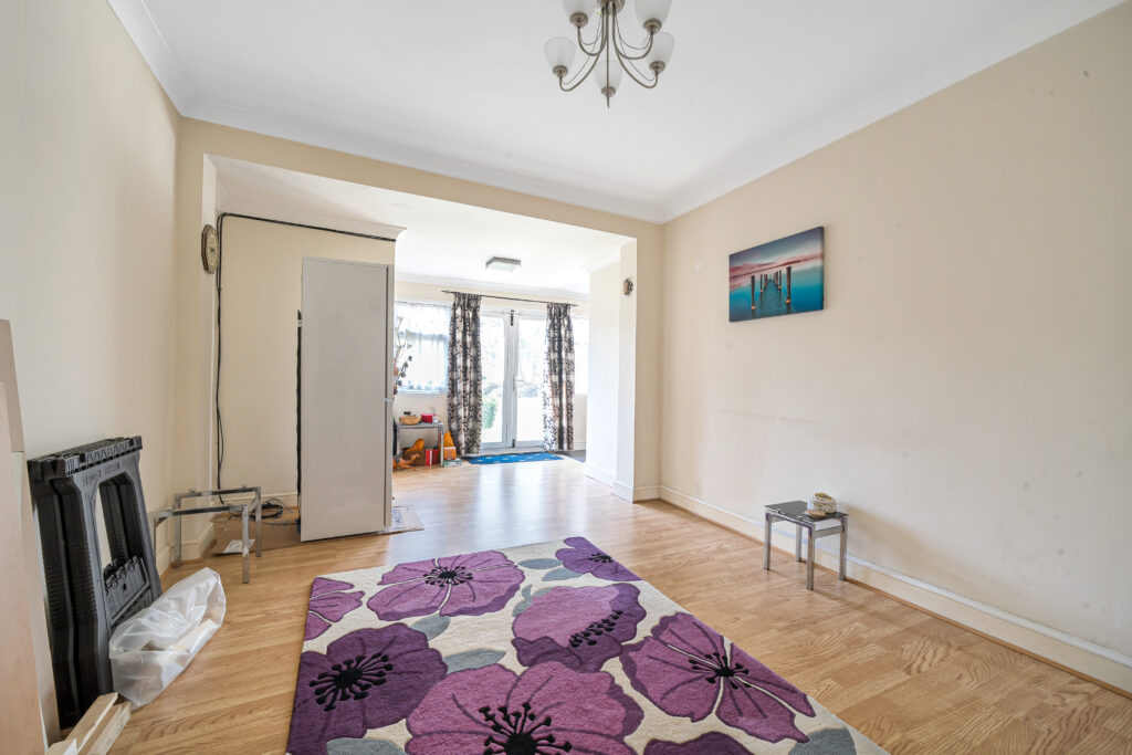 Studley Drive, Ilford, IG4