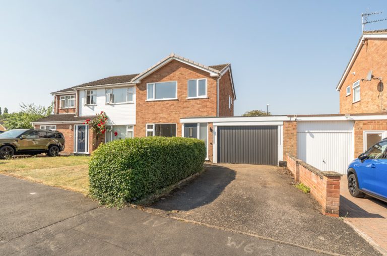 Garth Crescent, Binley – 3 Bed Family Home – View Today!