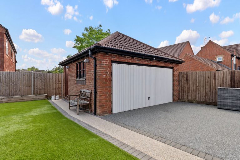 Launce Grove, Heathcote, CV34