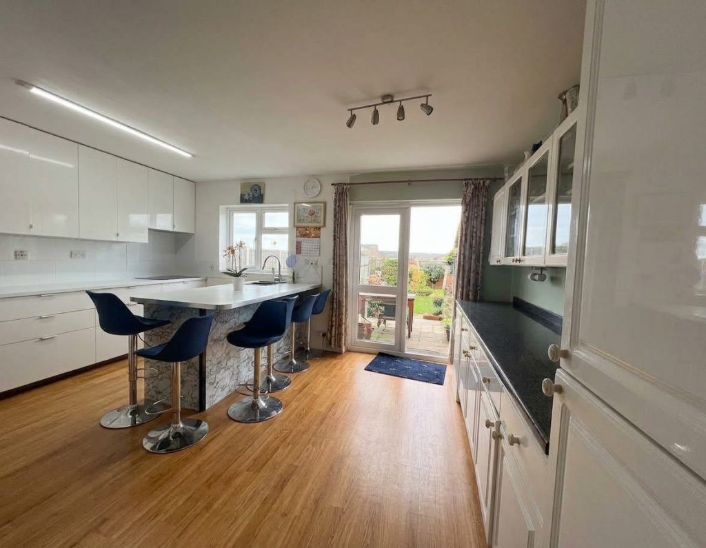 Dunbar Avenue, Dagenham, RM10