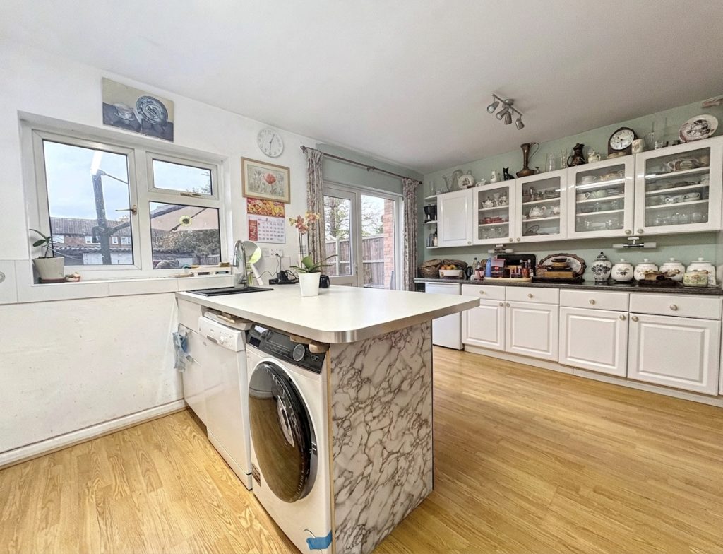 Dunbar Avenue, Dagenham, RM10