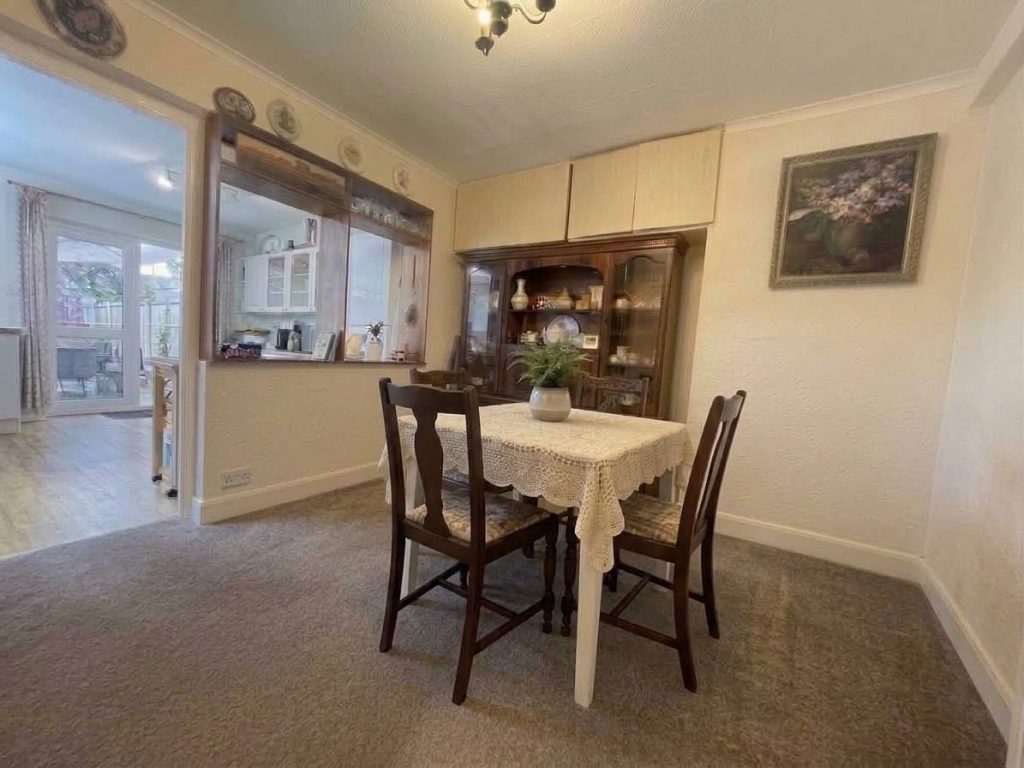 Dunbar Avenue, Dagenham, RM10