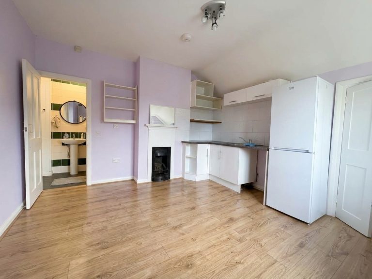 Firhill Road, London, SE6