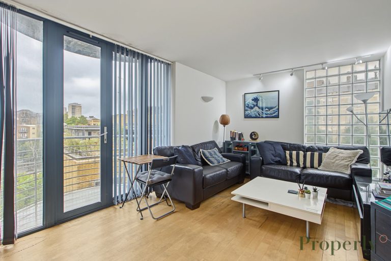Three Oak Lane, London, SE1